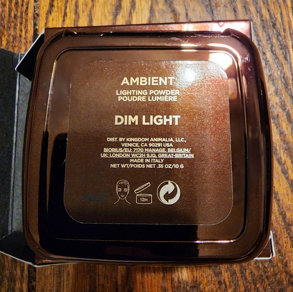 Hourglass Ambient Lighting Powder (Dim Light) - Picture 4 of 5